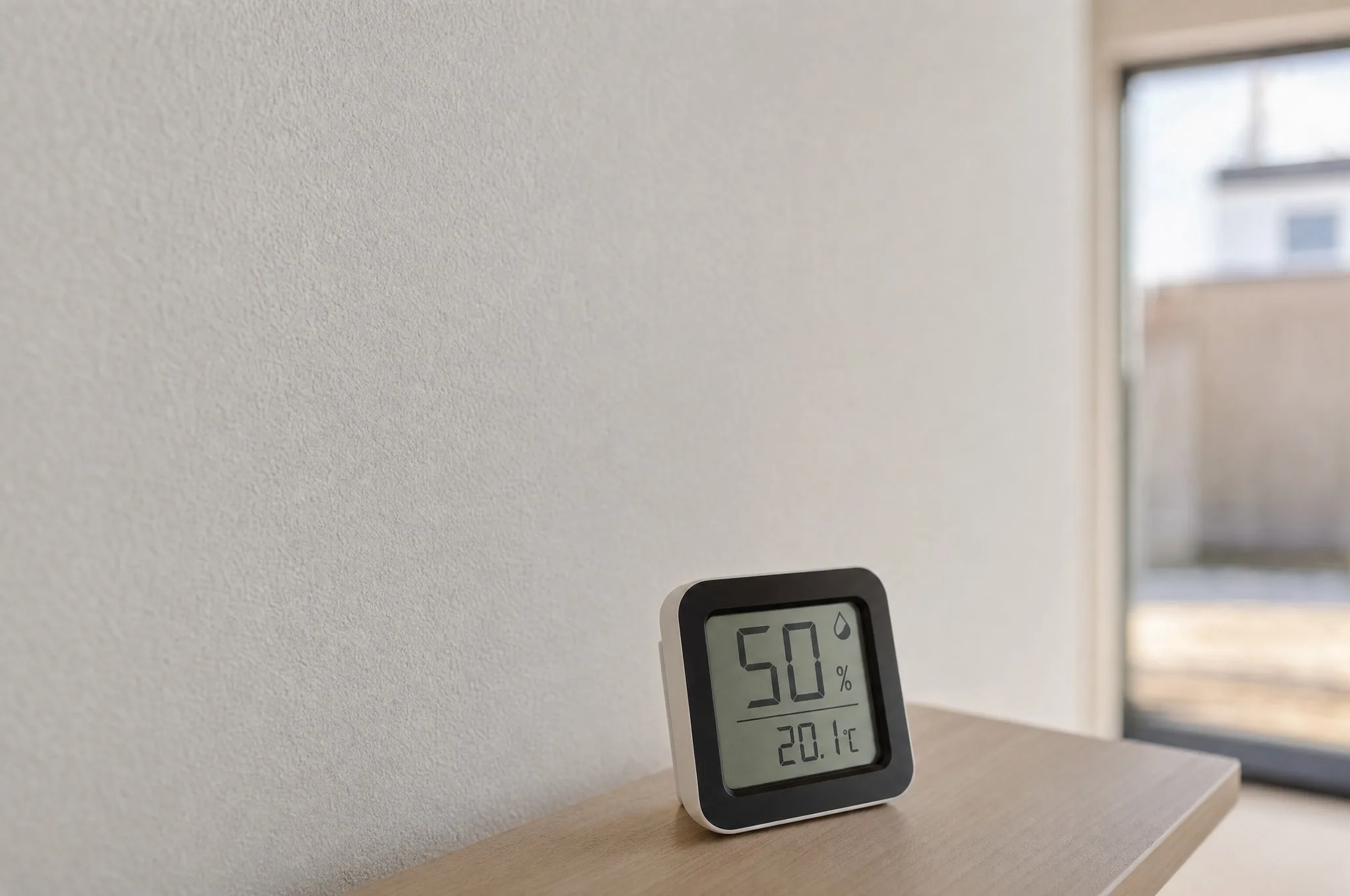 dry wall · ambient humidity 50%